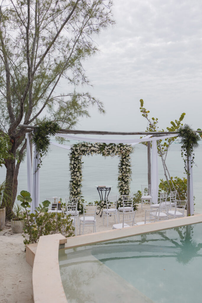 Destination wedding at Villa Encantada, Isla Mujeres (photo 2)