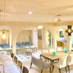 Living and dining area — Casa Coco, Isla Mujeres, Mexico
