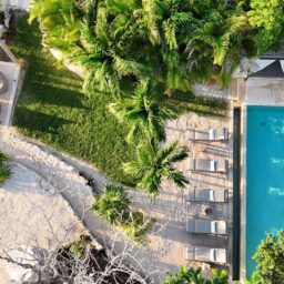 Aerial view of the pool and loungers — Casa Coco, Isla Mujeres, Mexico